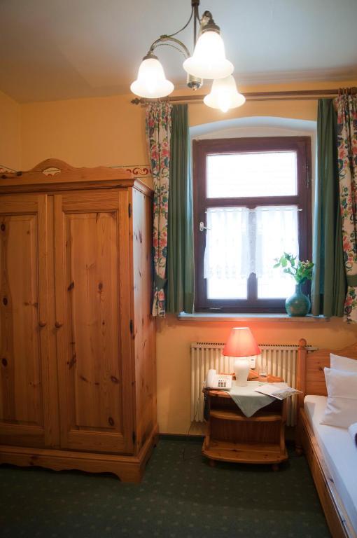 Hotel Schuberths Am Markt Buttenheim Habitación foto